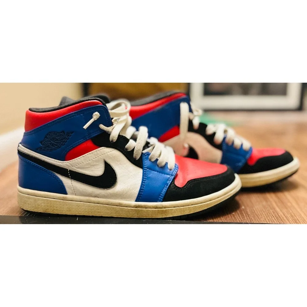Jordan 1 Mid Top 3 Mens Size 8 White Black Royal Red 554724-124